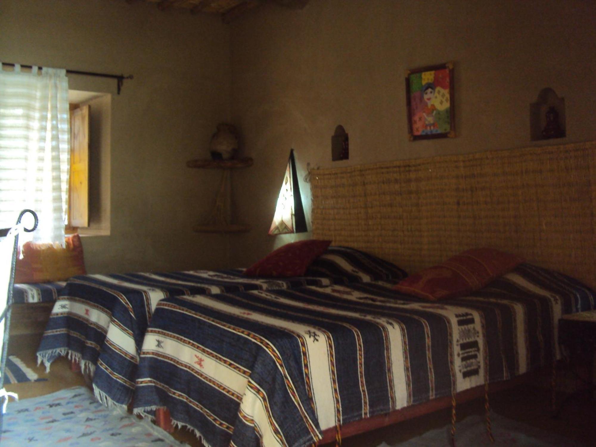 Dar Lorkam Acomodação com café da manhã Skoura Quarto foto