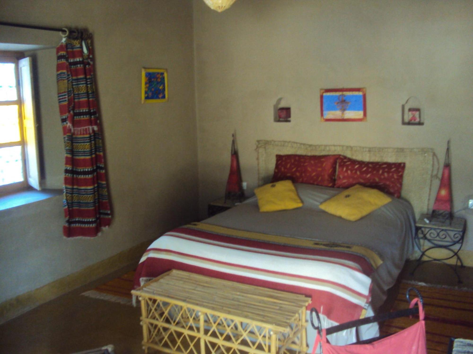 Dar Lorkam Acomodação com café da manhã Skoura Quarto foto
